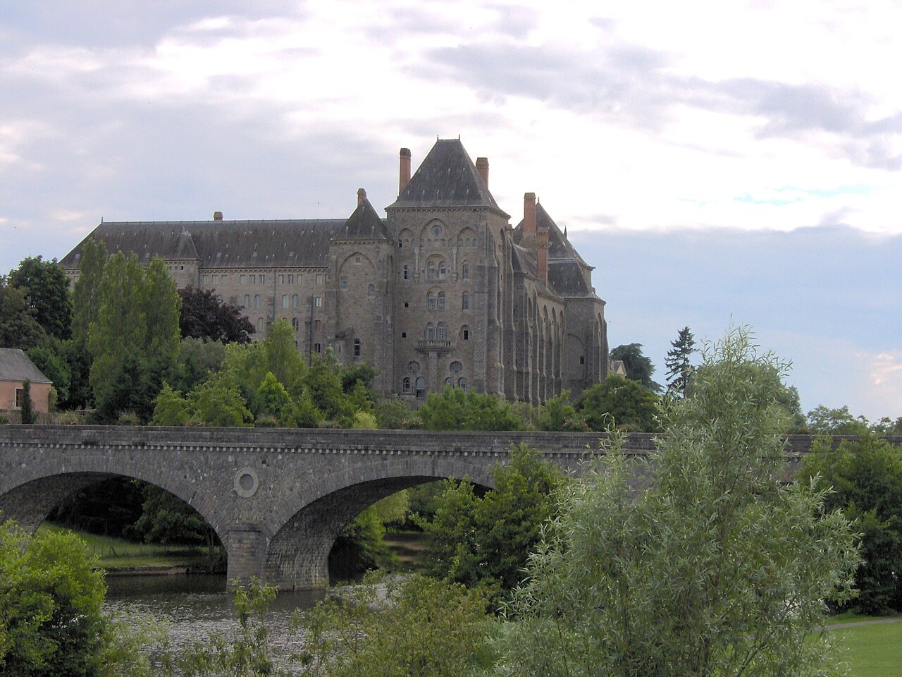 L'abbaye Saint-Pierre de Solesmes